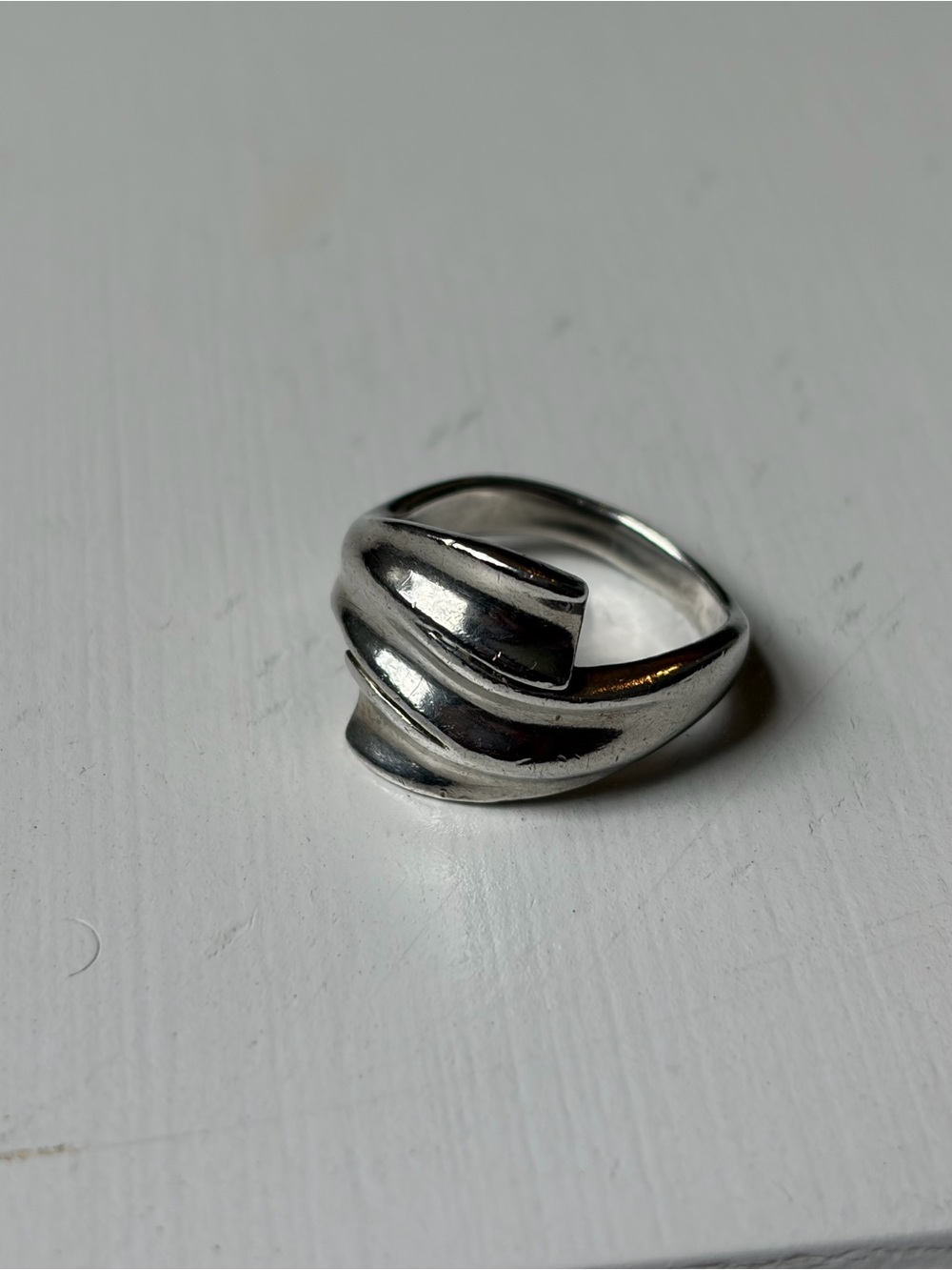 Vintage Sterling Silver 925 Sculpted Wave Ring Size 8